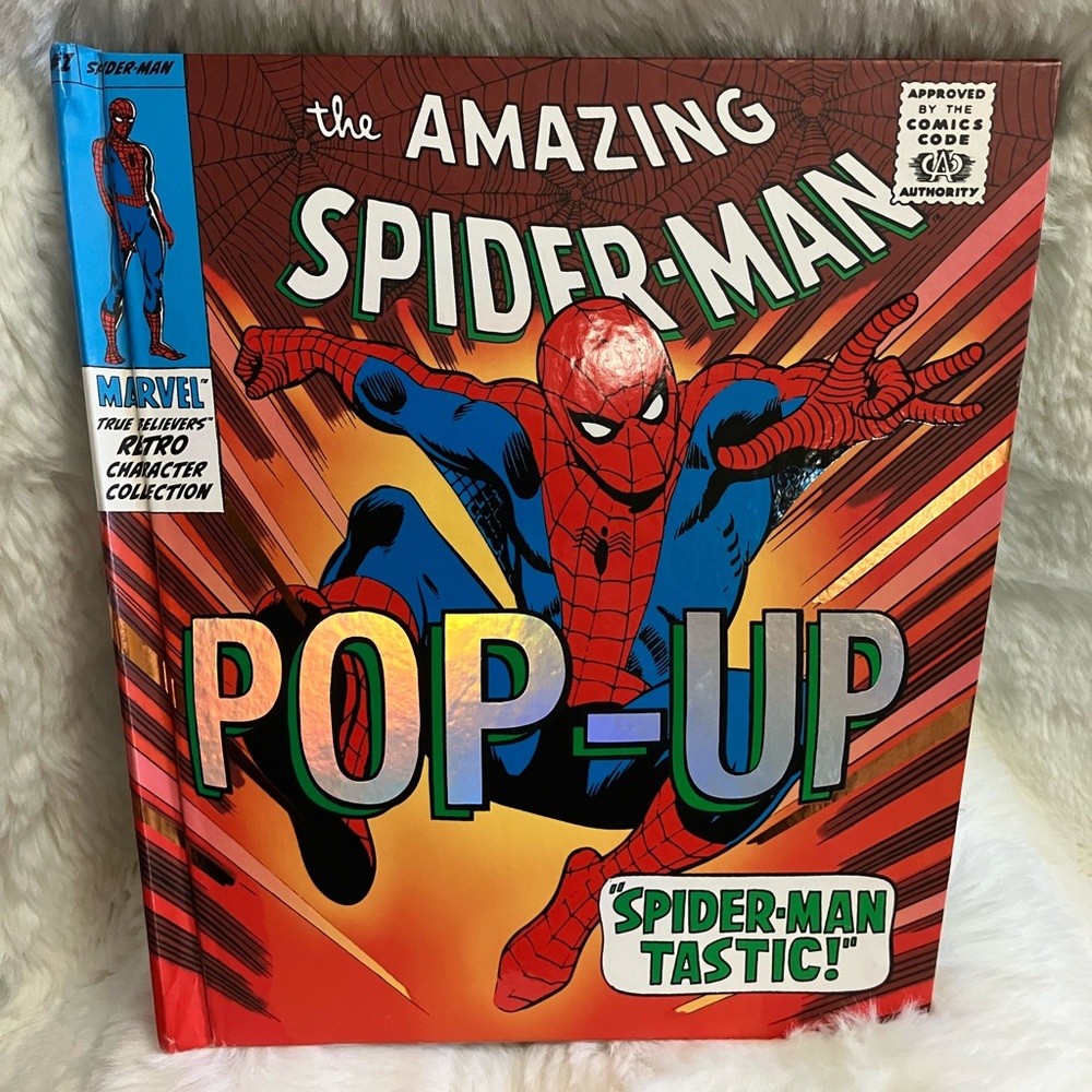 Marvel Retro Hardcover Pop up book. The Amazing Spider-Man